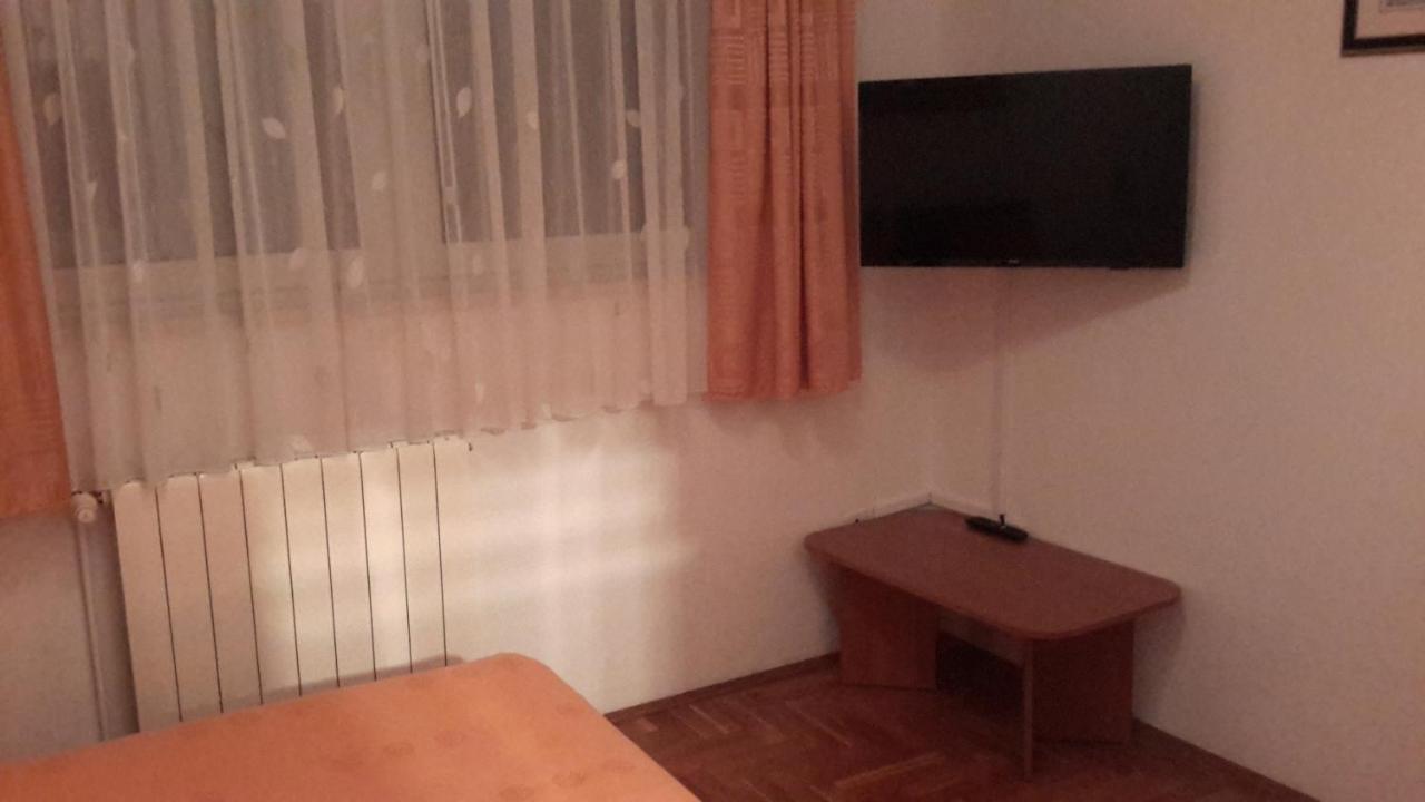 Arya Apartment Podstrana Luaran gambar