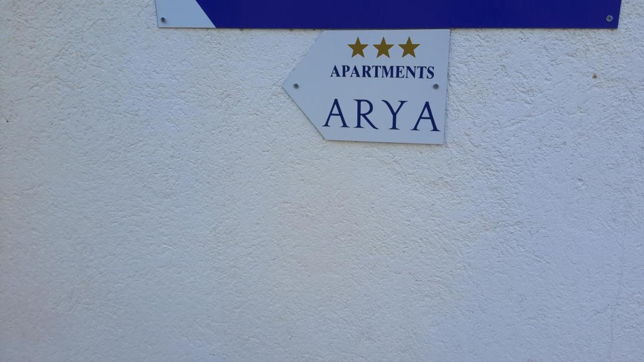 Arya Apartment Podstrana Luaran gambar