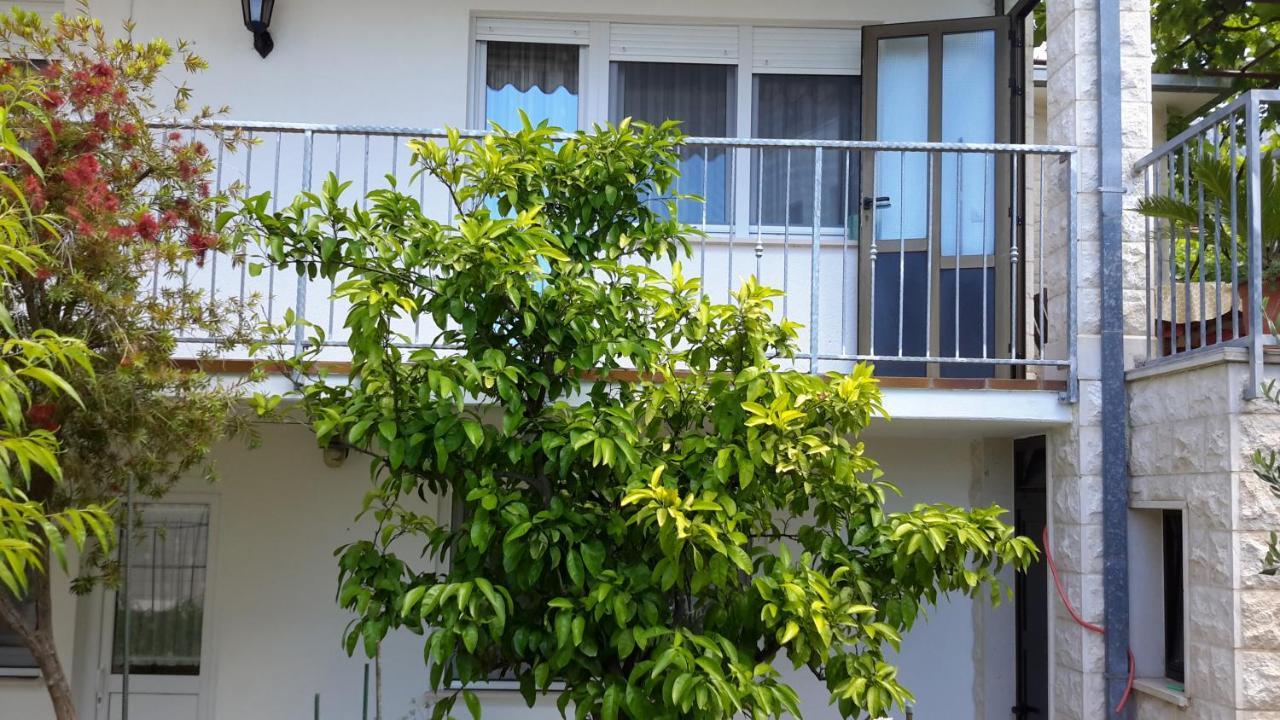 Arya Apartment Podstrana Luaran gambar